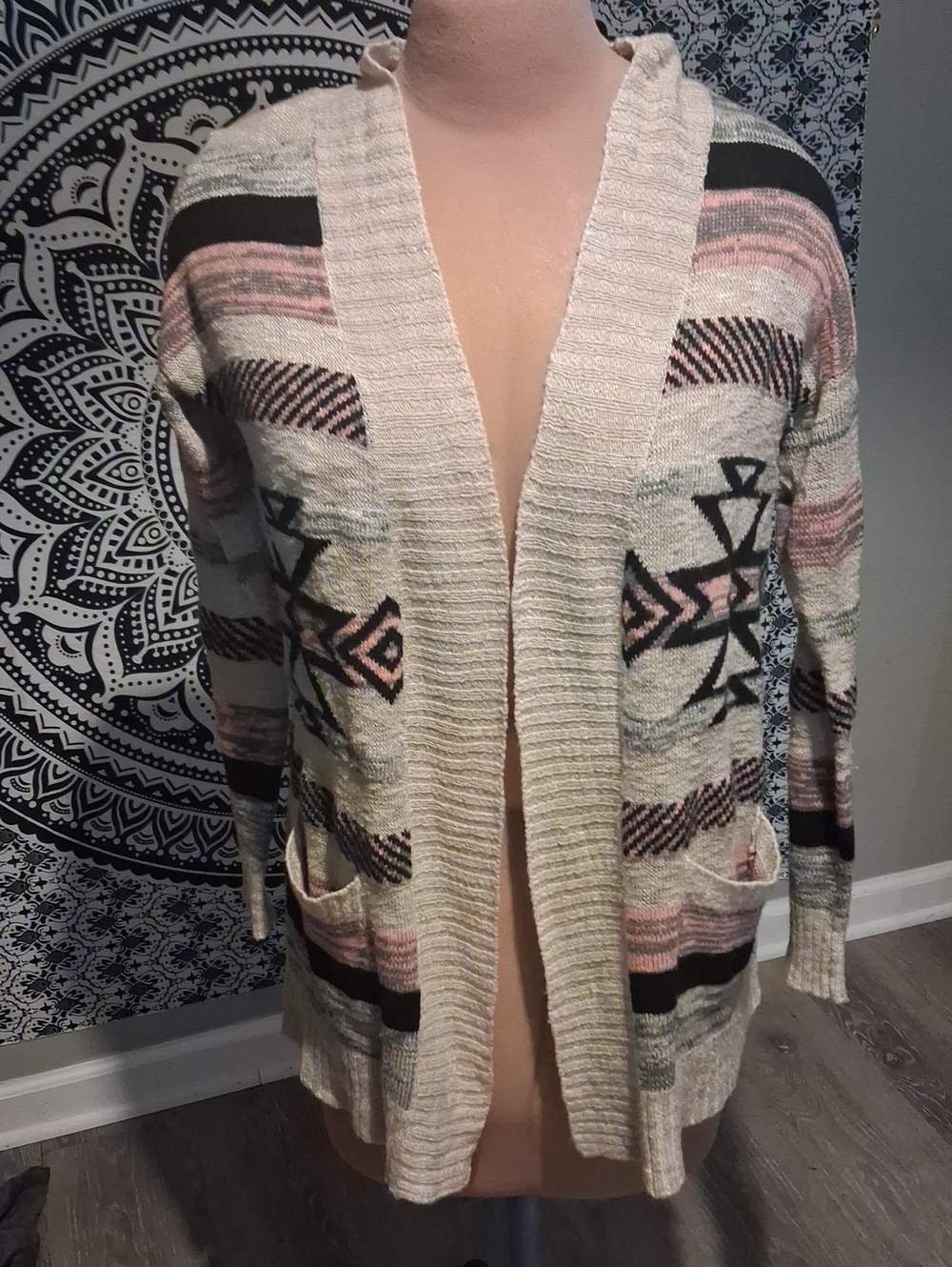 love on a hanger Beige, Pink & Black Aztec Open-Front Cardigan